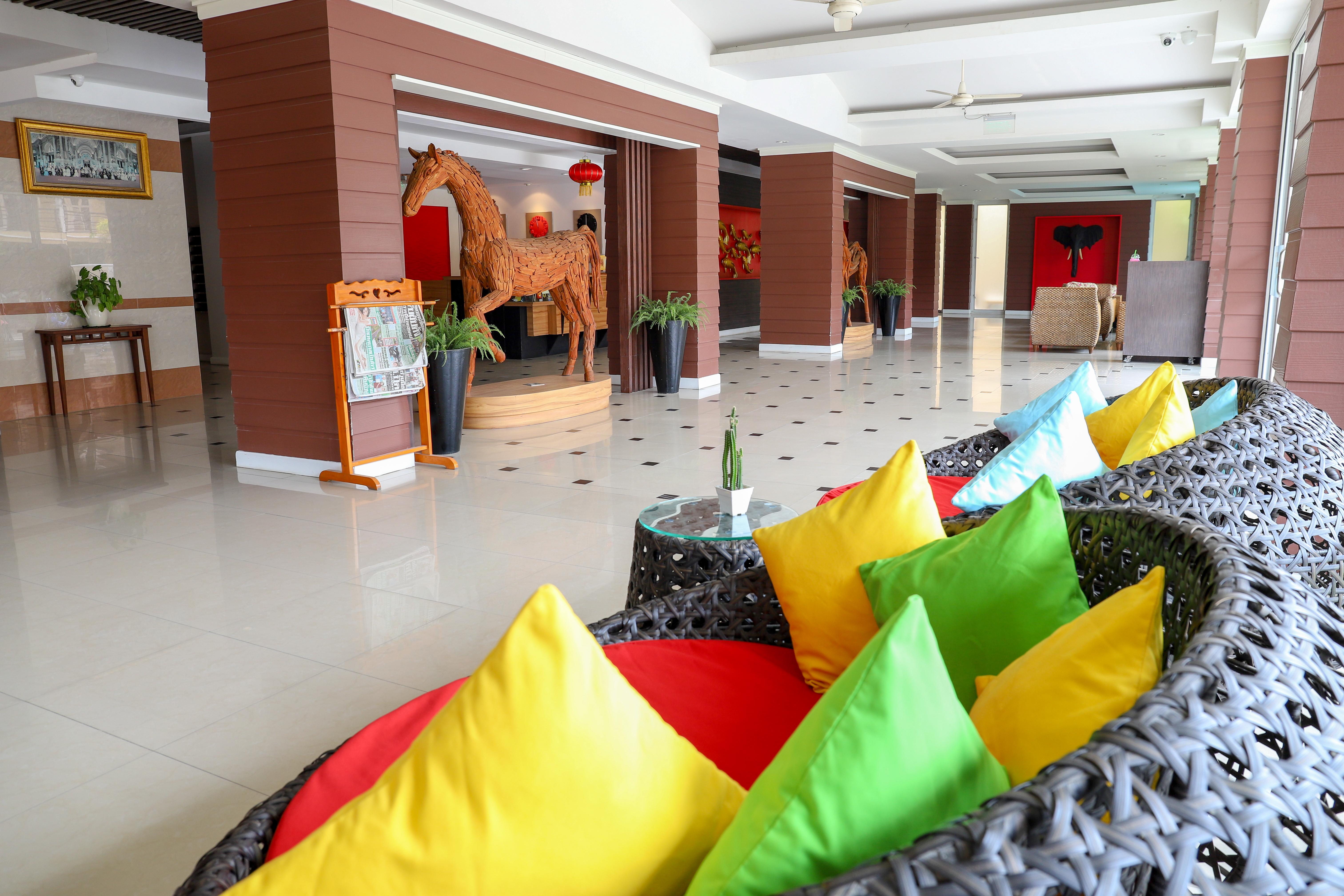 Golden Sea Pattaya - Sha Extra Plus Екстериор снимка