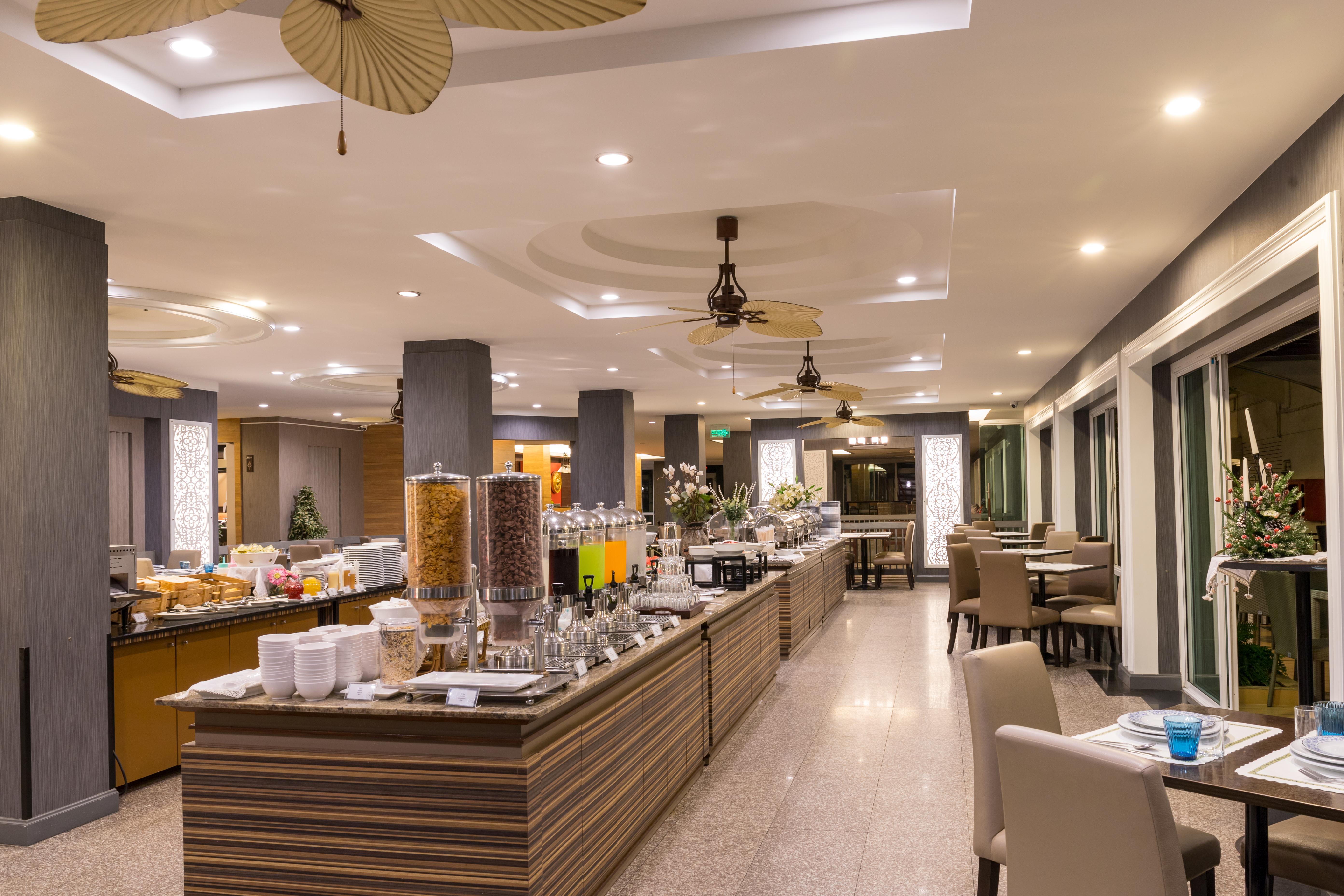 Golden Sea Pattaya - Sha Extra Plus Екстериор снимка