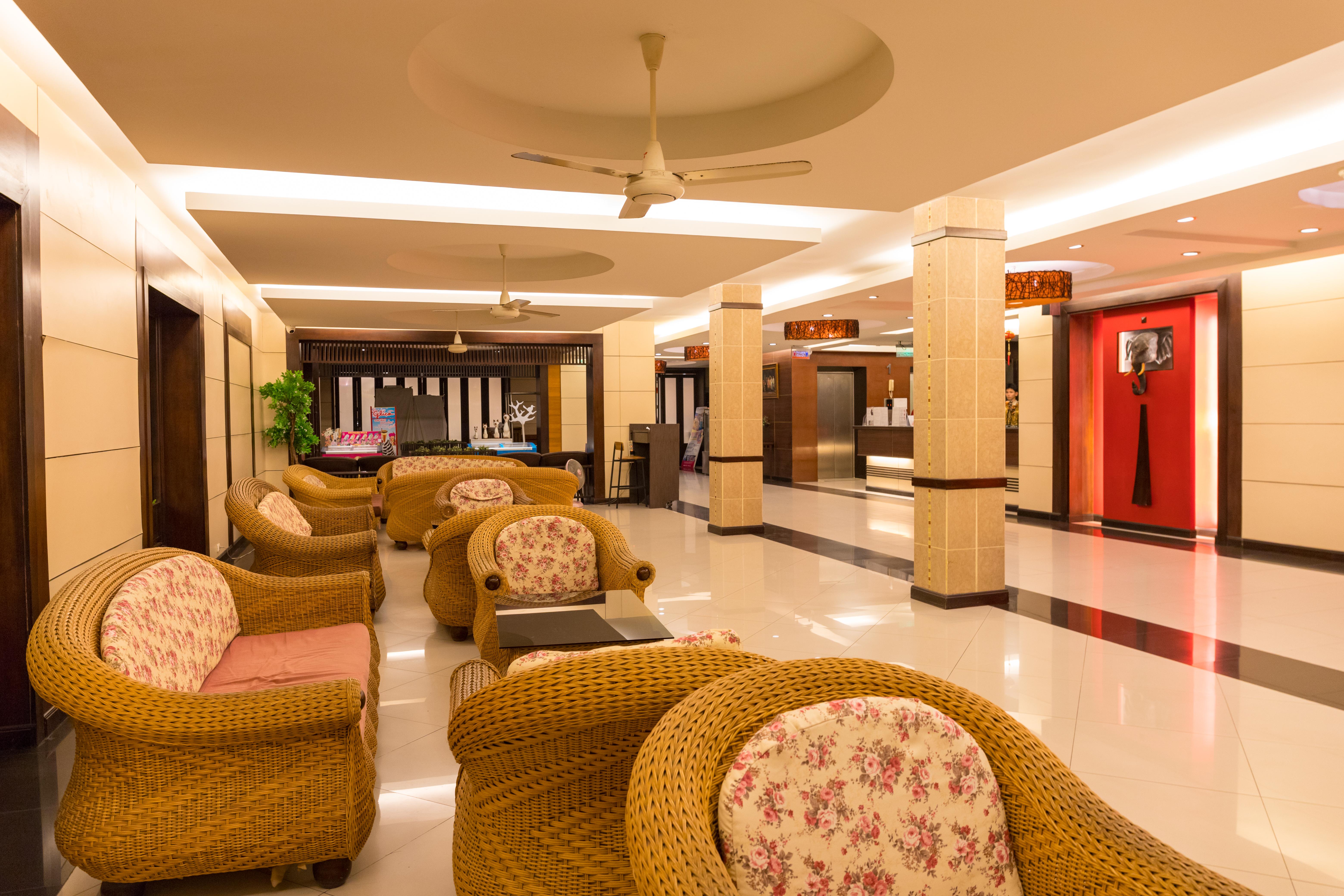 Golden Sea Pattaya - Sha Extra Plus Екстериор снимка