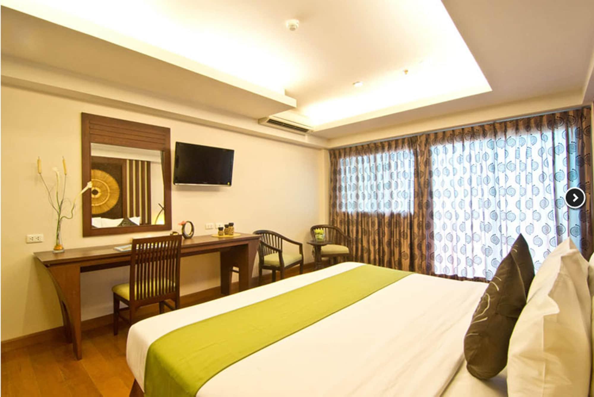 Golden Sea Pattaya - Sha Extra Plus Екстериор снимка