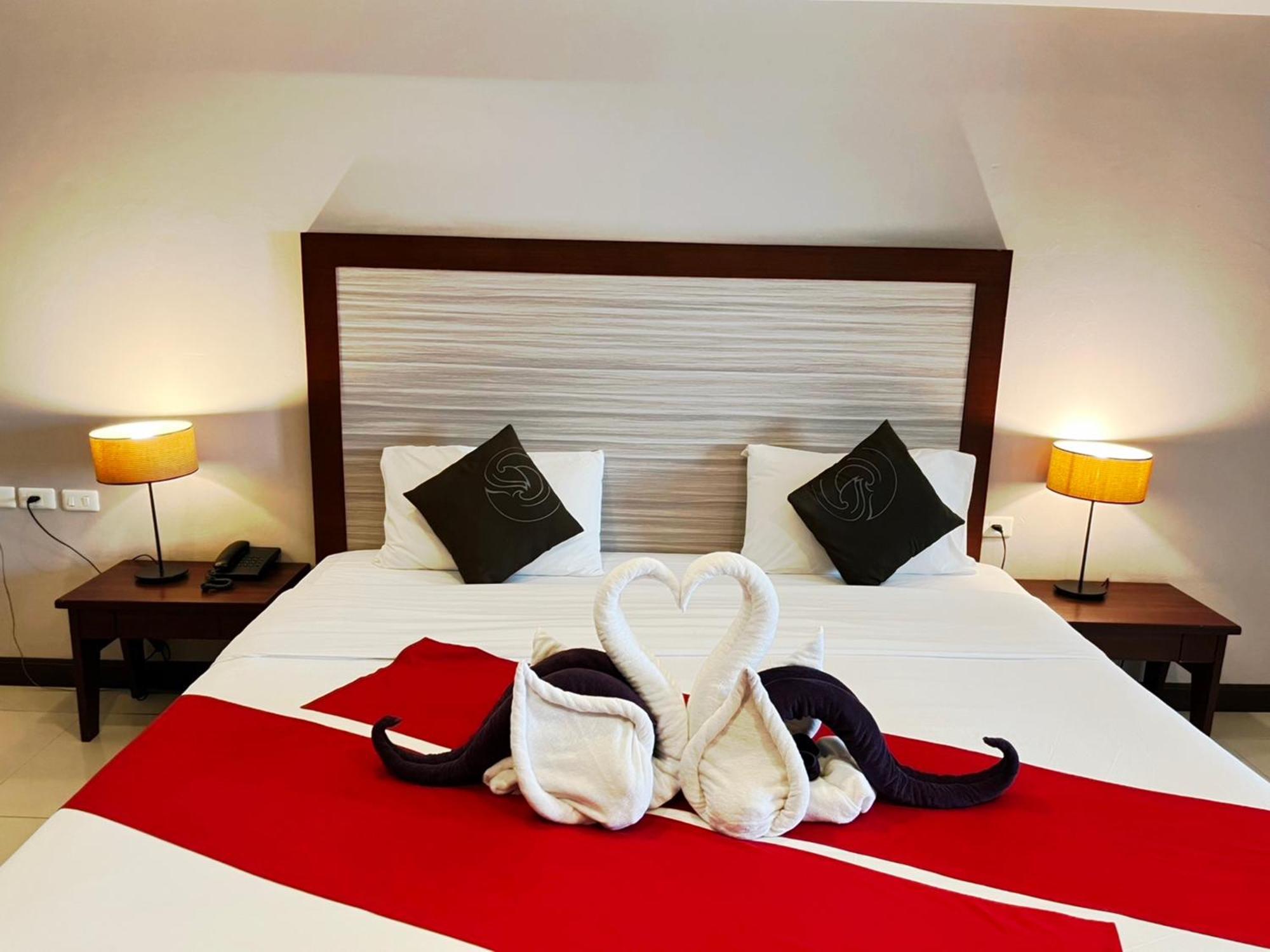 Golden Sea Pattaya - Sha Extra Plus Екстериор снимка